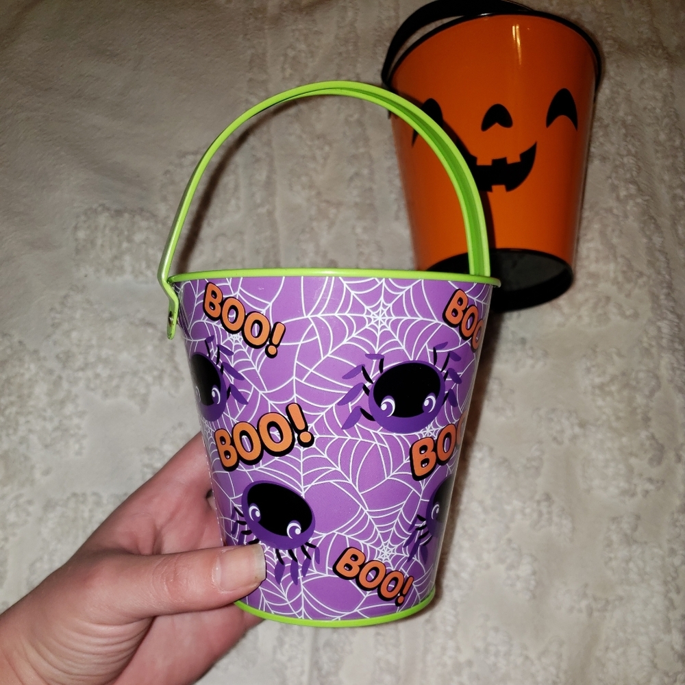 2 Halloween Festive Candy Pails - Picture 11 of 12